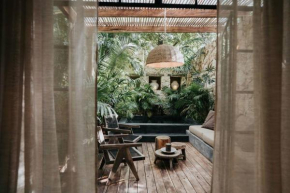 Design Loft with private pool and SPA like feature